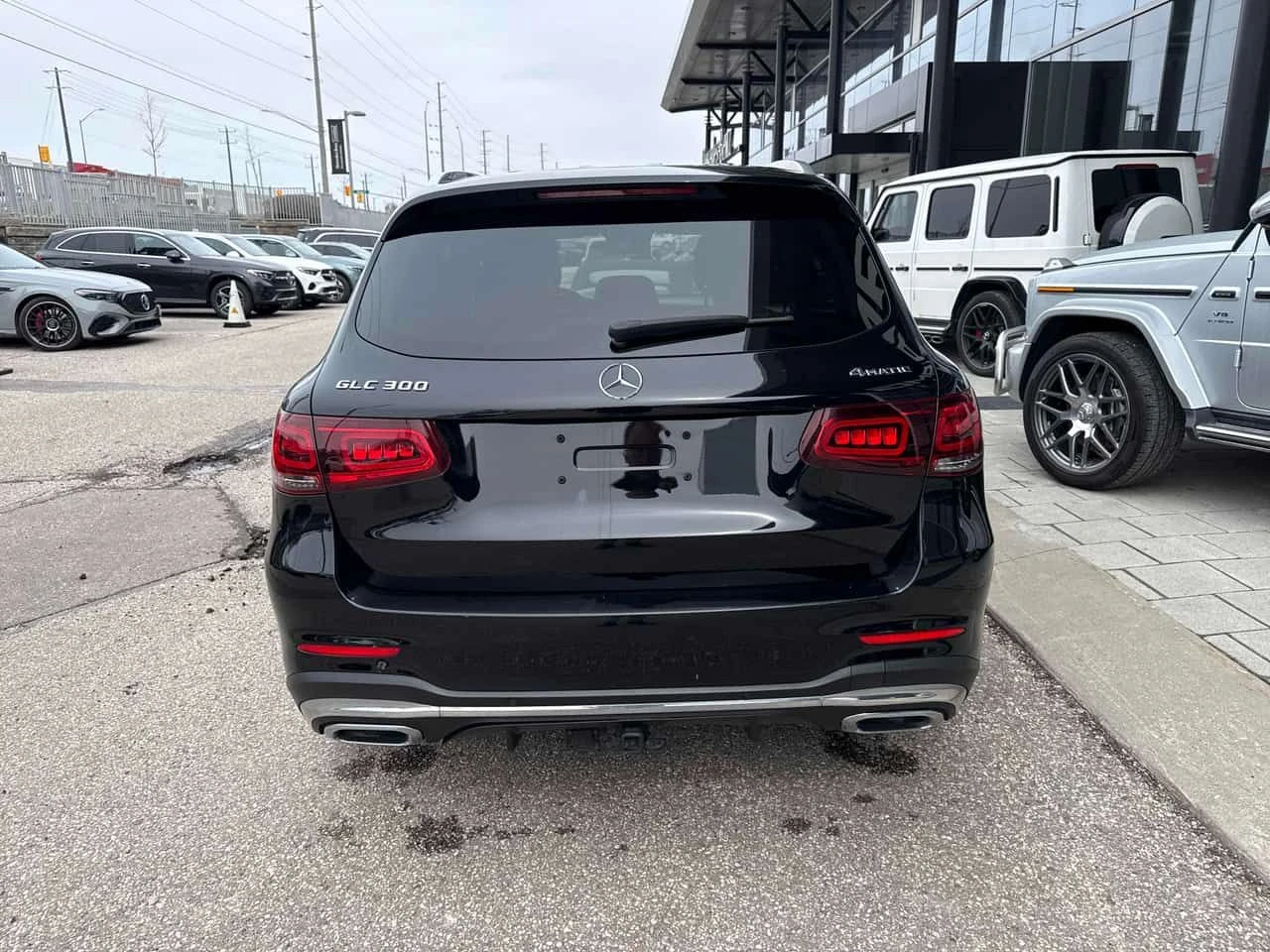 Mercedes-Benz GLC 300 CARFAX/ПАНОРАМА/ПОДГРЕВИ/ОТ MERCEDES, снимка 5 - Автомобили и джипове - 53968790