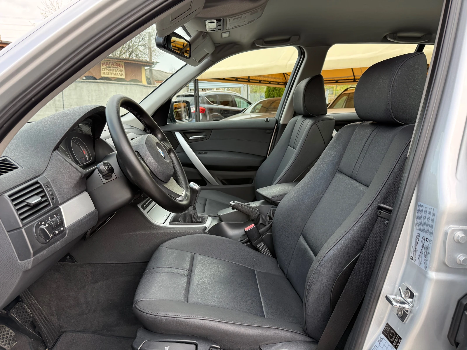 BMW X3 2.0xd FACELIFT 150к.с. Стария Мотор! 100%РЕАЛНИ КM, снимка 8 - Автомобили и джипове - 54150010