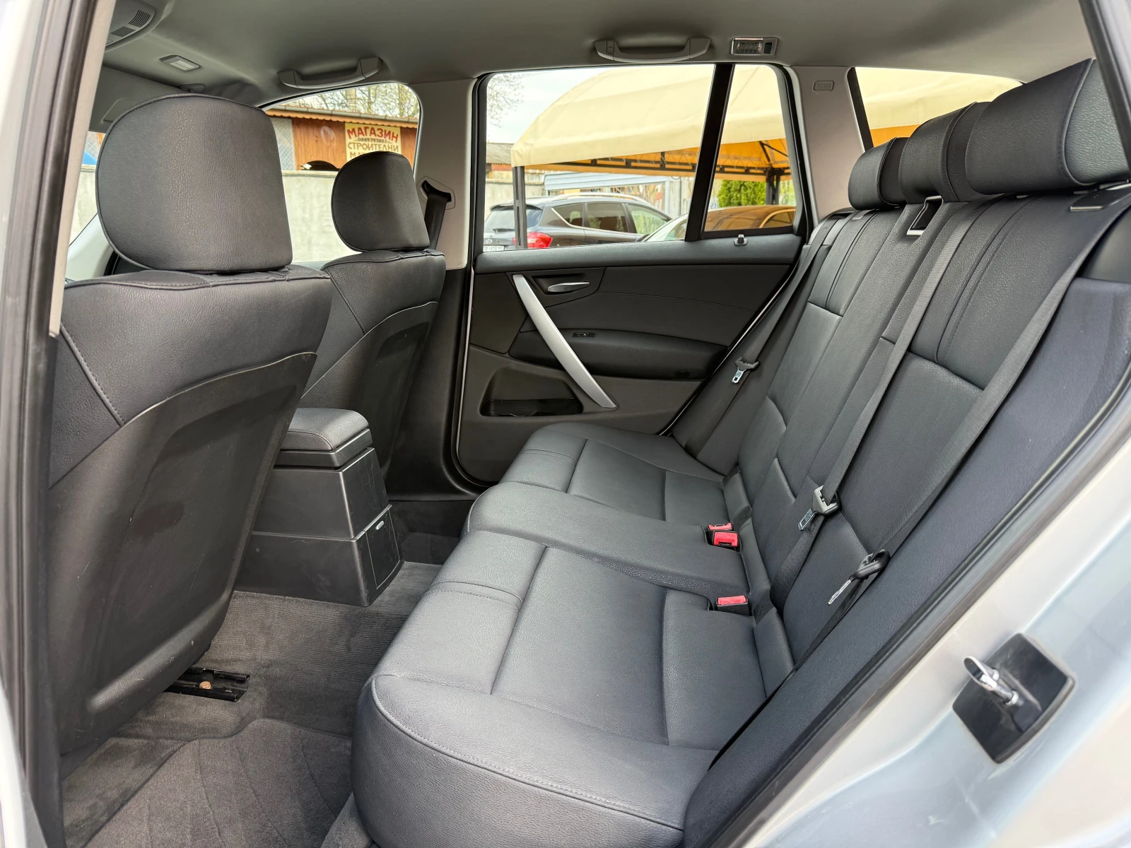 BMW X3 2.0xd FACELIFT 150к.с. Стария Мотор! 100%РЕАЛНИ КM, снимка 15 - Автомобили и джипове - 54150010