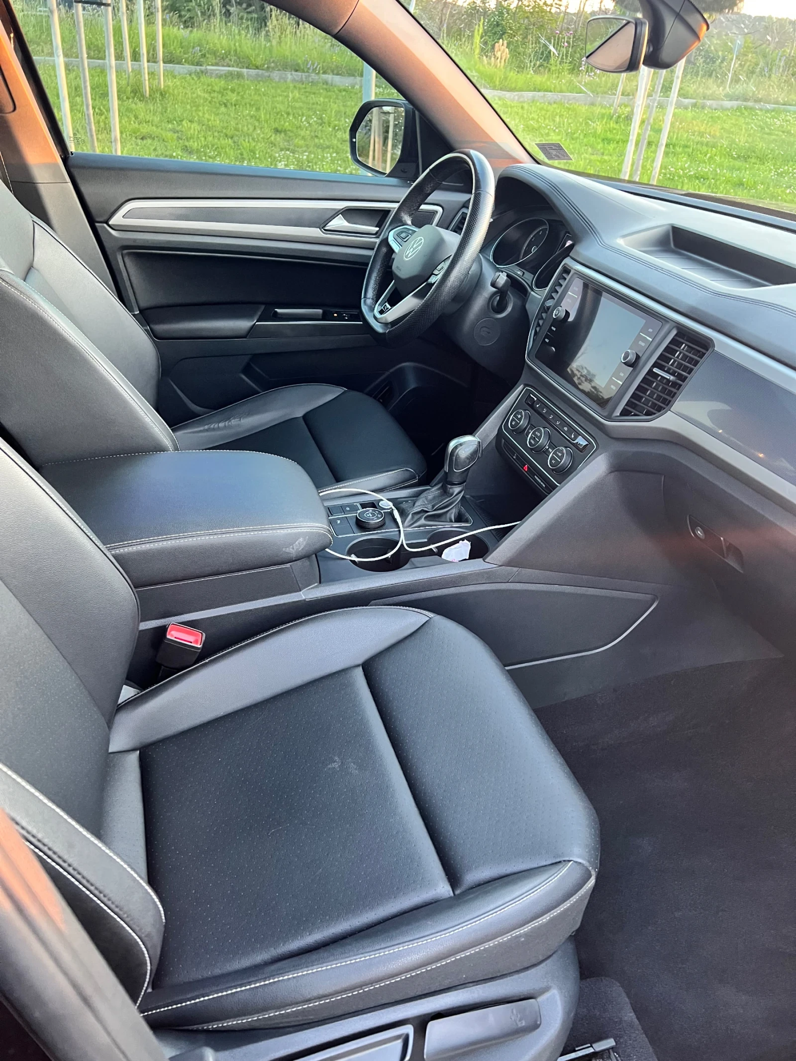 VW Atlas Cross Sport R-line, снимка 14 - Автомобили и джипове - 54813047