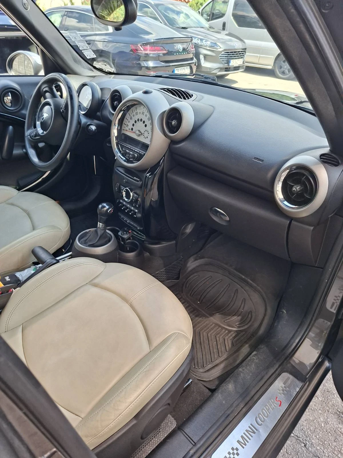 Mini Countryman SD, снимка 9 - Автомобили и джипове - 55086647