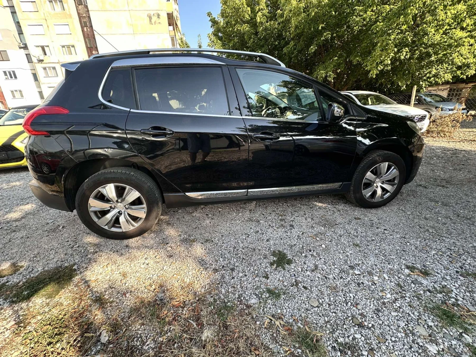 Peugeot 2008 1.6i/Автоматик/Швейцария , снимка 4 - Автомобили и джипове - 55548661