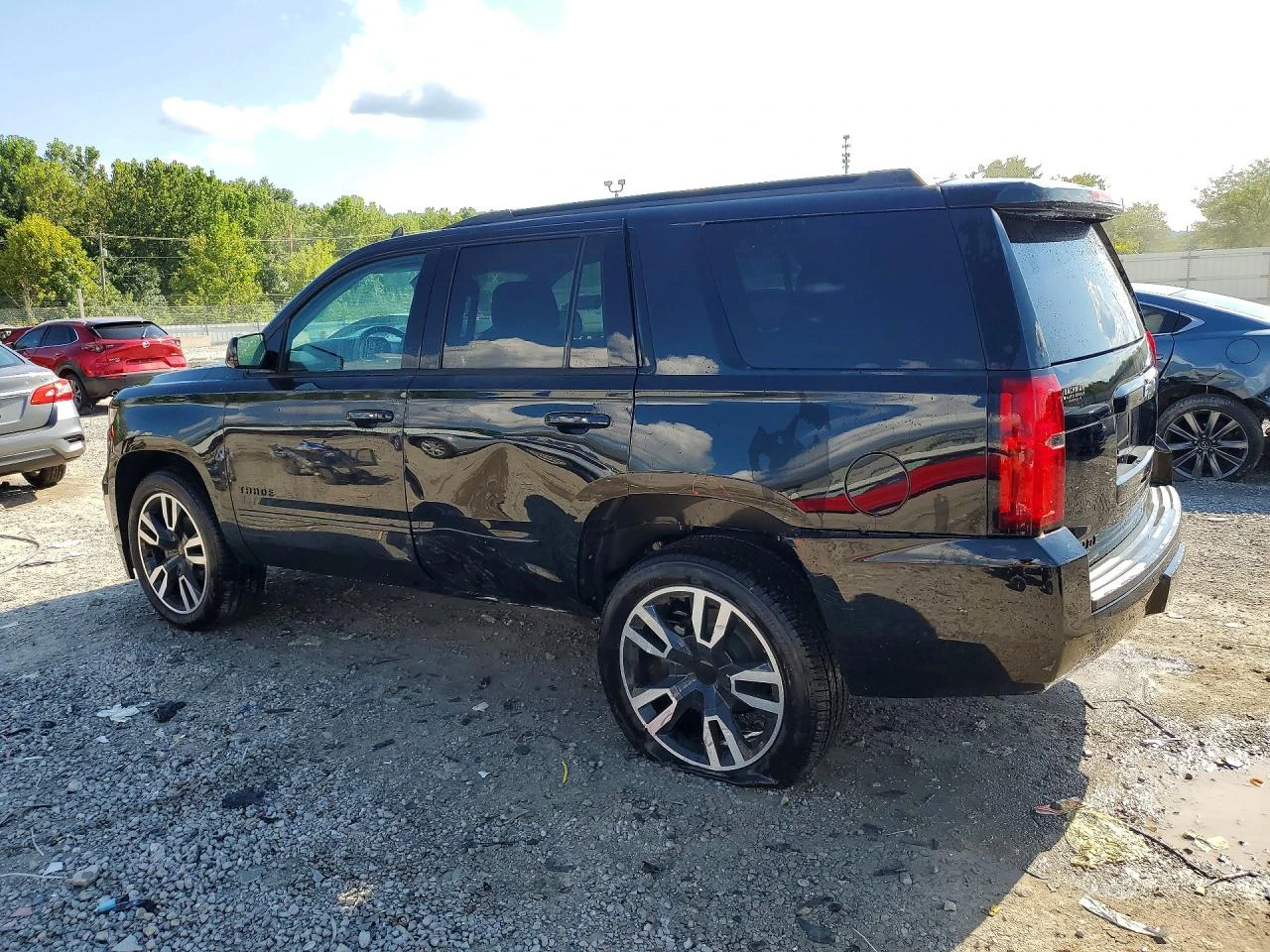 Chevrolet Tahoe 5.3l K1500 Premier, снимка 2 - Автомобили и джипове - 56075953