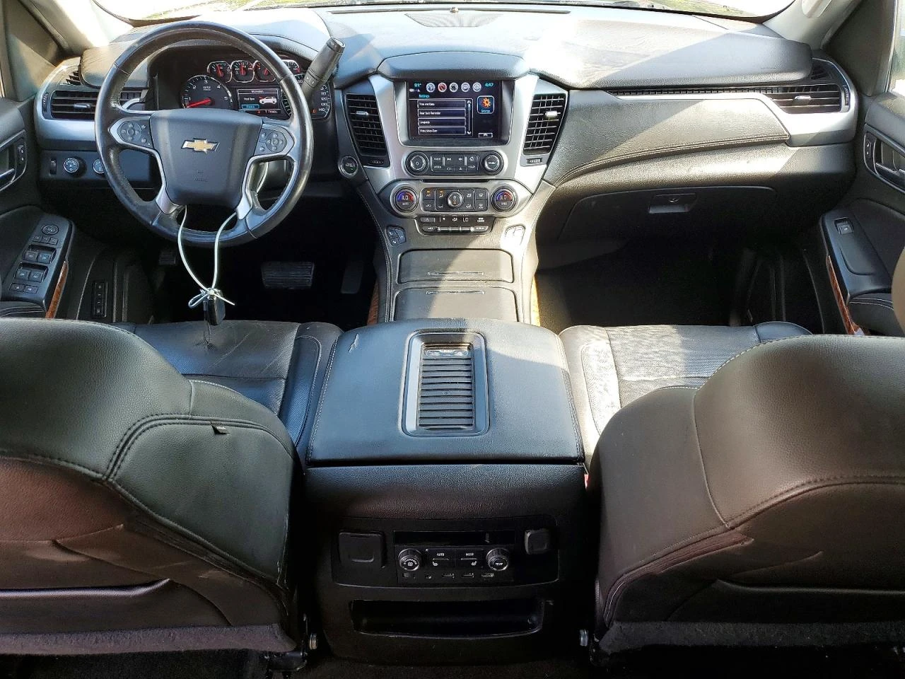 Chevrolet Tahoe 5.3l K1500 Premier, снимка 8 - Автомобили и джипове - 56075953
