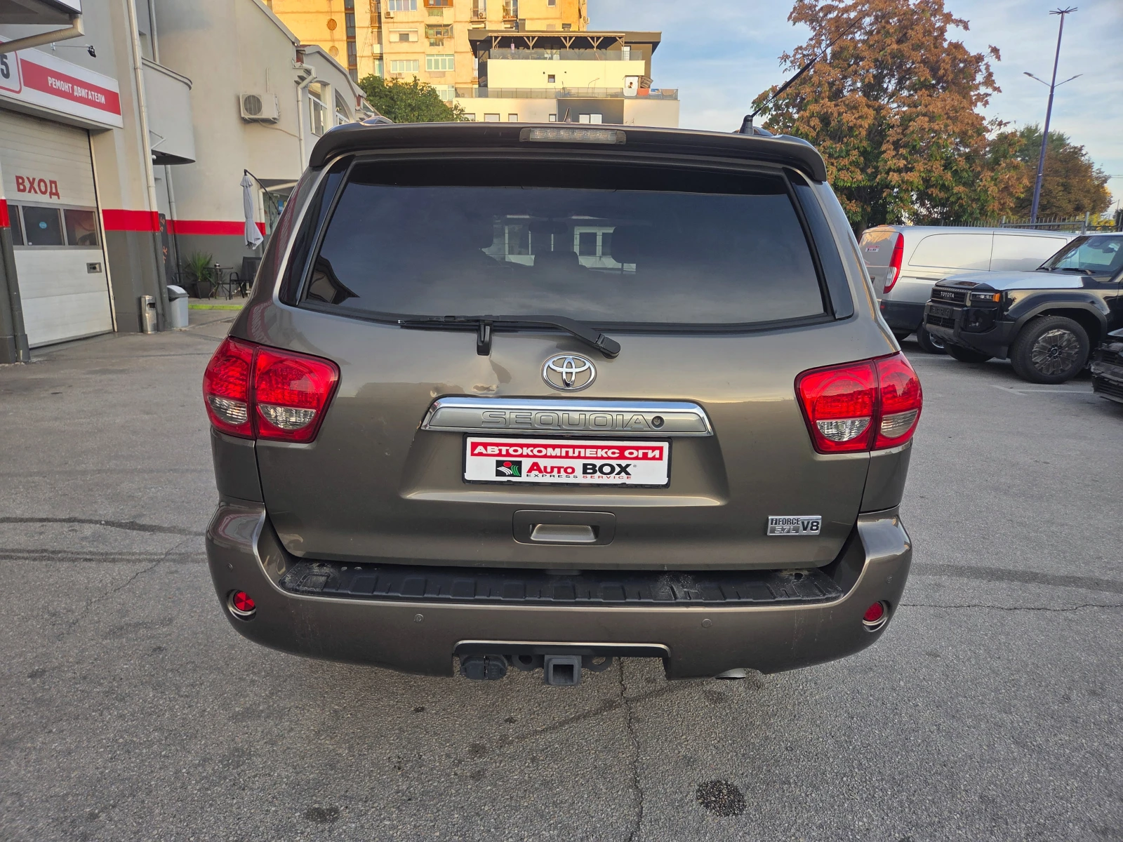 Toyota Sequoia 5.7L V8 (381 Hp) 4WD/LIMITED/JBL | Mobile.bg � ����������� 4