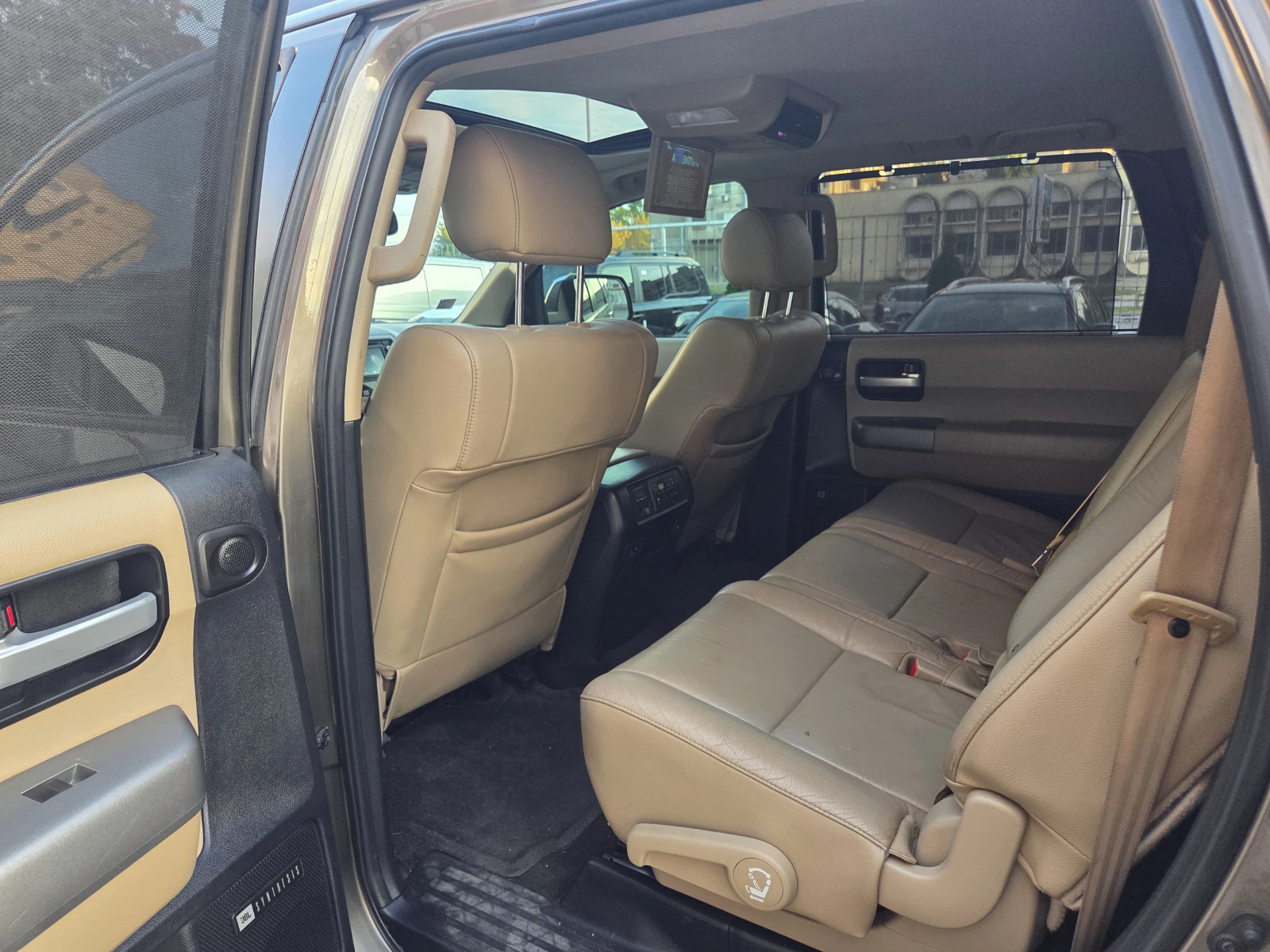 Toyota Sequoia 5.7L V8 (381 Hp) 4WD/LIMITED/JBL | Mobile.bg � ����������� 16