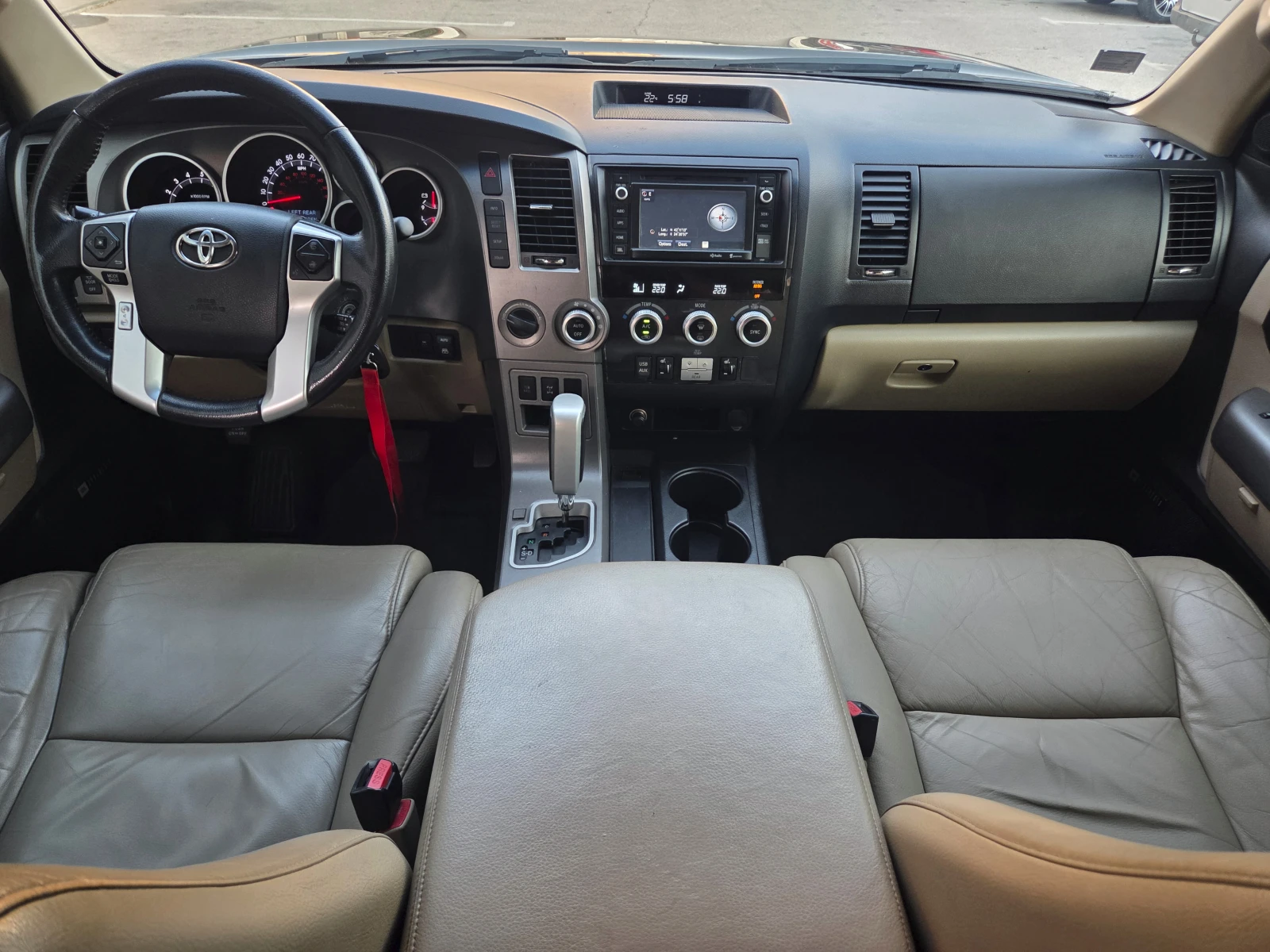 Toyota Sequoia 5.7L V8 (381 Hp) 4WD/LIMITED/JBL | Mobile.bg � ����������� 11