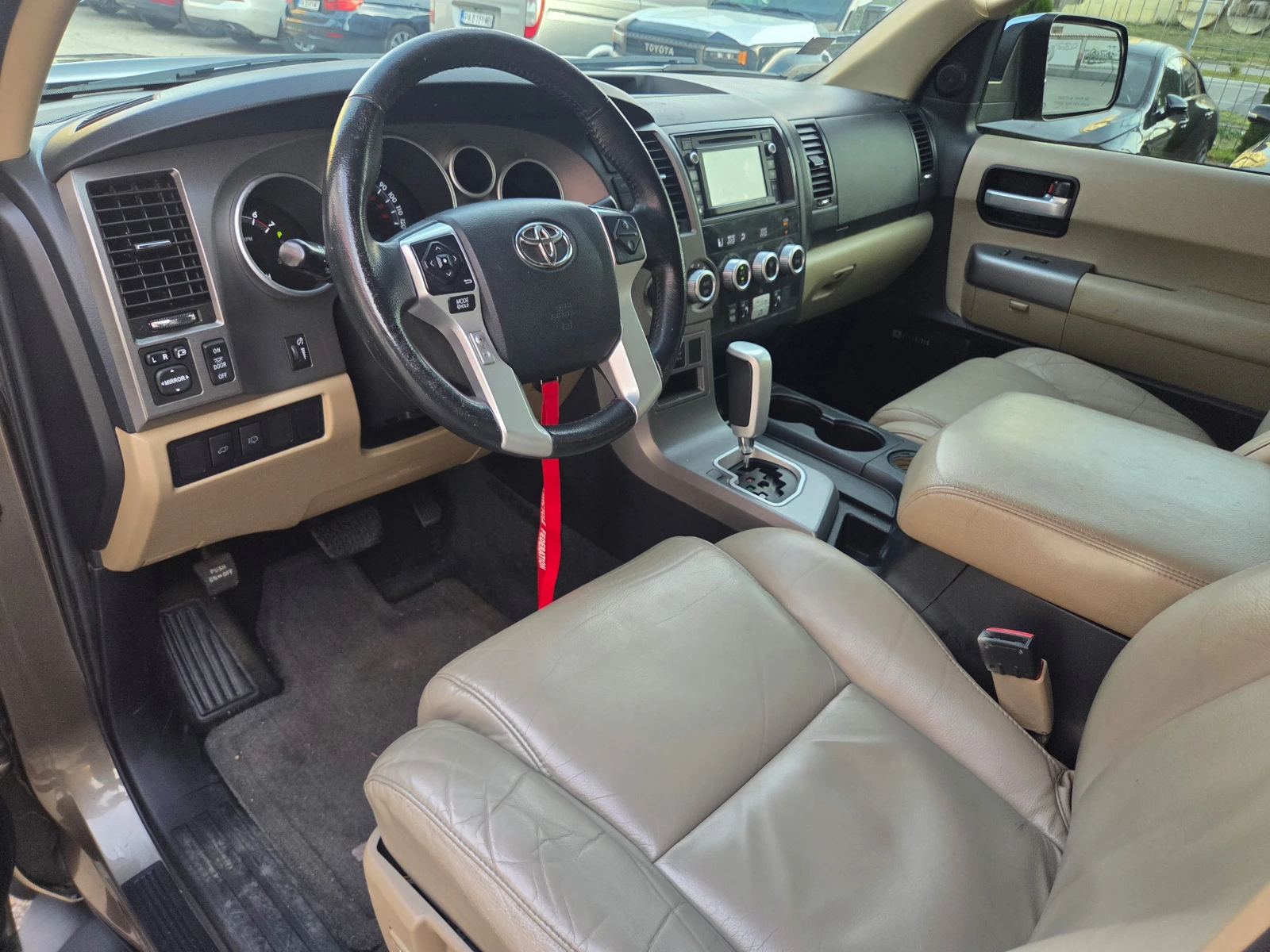 Toyota Sequoia 5.7L V8 (381 Hp) 4WD/LIMITED/JBL | Mobile.bg � ����������� 9