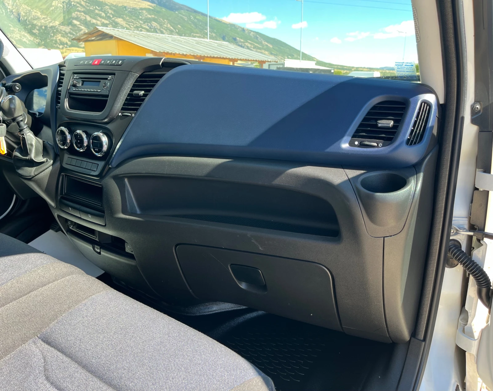 Iveco Daily 35S14 EURO 6 - изображение 10