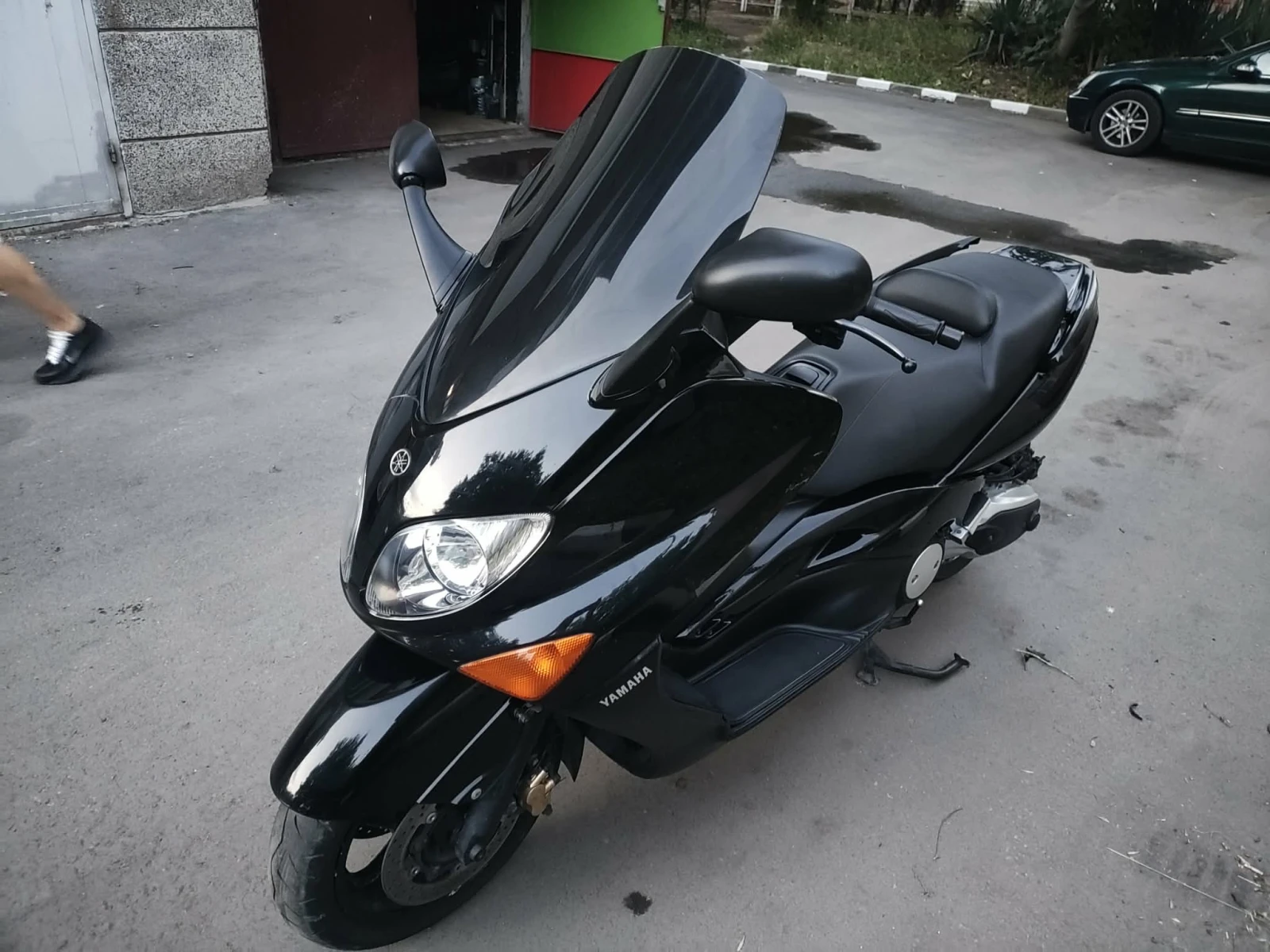 Yamaha T-max