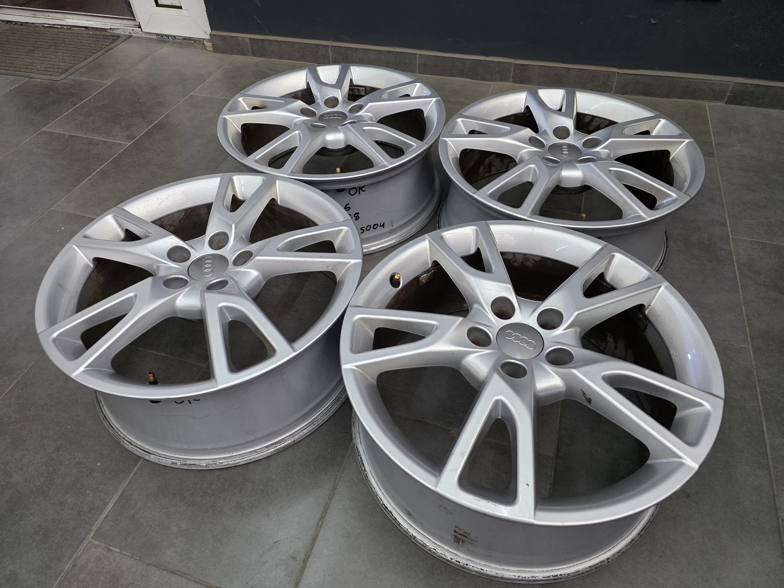 Джанти за Audi, снимка 4 - Гуми и джанти - 56716359