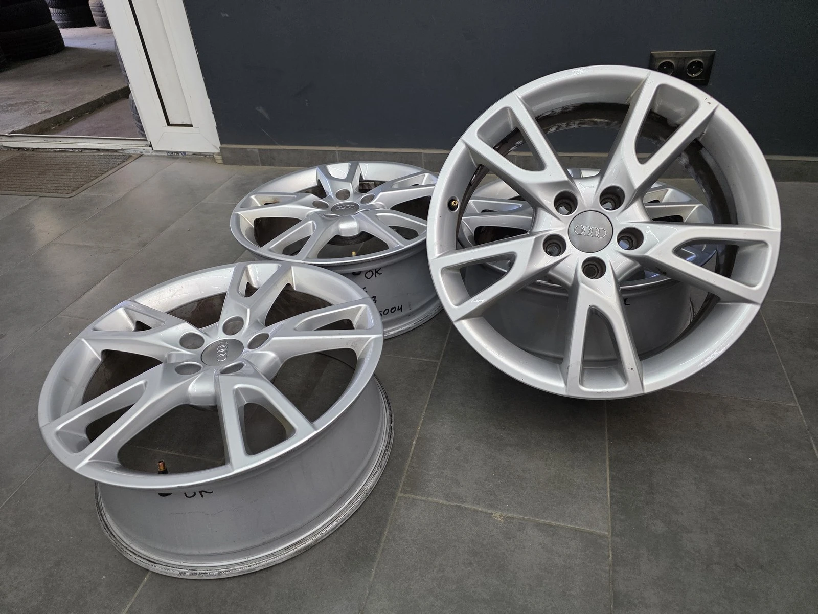 Джанти за Audi, снимка 2 - Гуми и джанти - 56716359