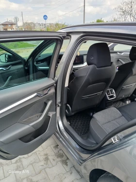 Skoda Octavia Едишан, снимка 6