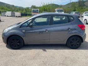     Kia Venga  . 