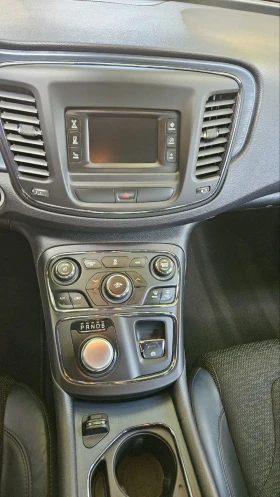 Chrysler 200 | Mobile.bg � ����� ������ 10