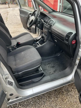 Opel Zafira 2.0 DTI 101 к.с - 2200 € / 4302.83 лв. - 33753168 9