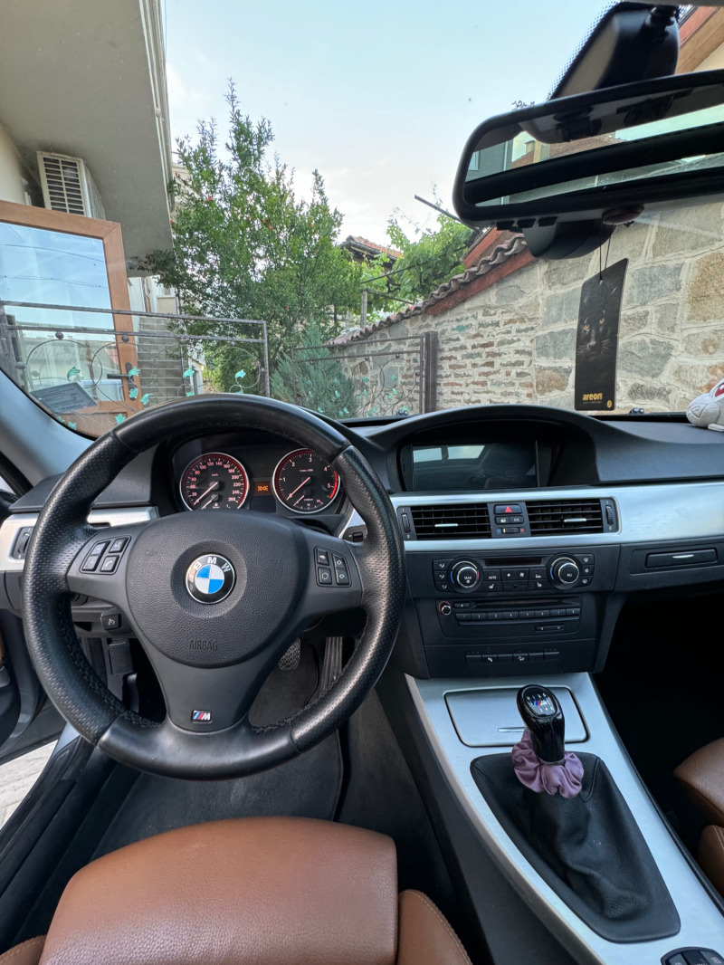 BMW 330, снимка 8 - Автомобили и джипове - 46435709