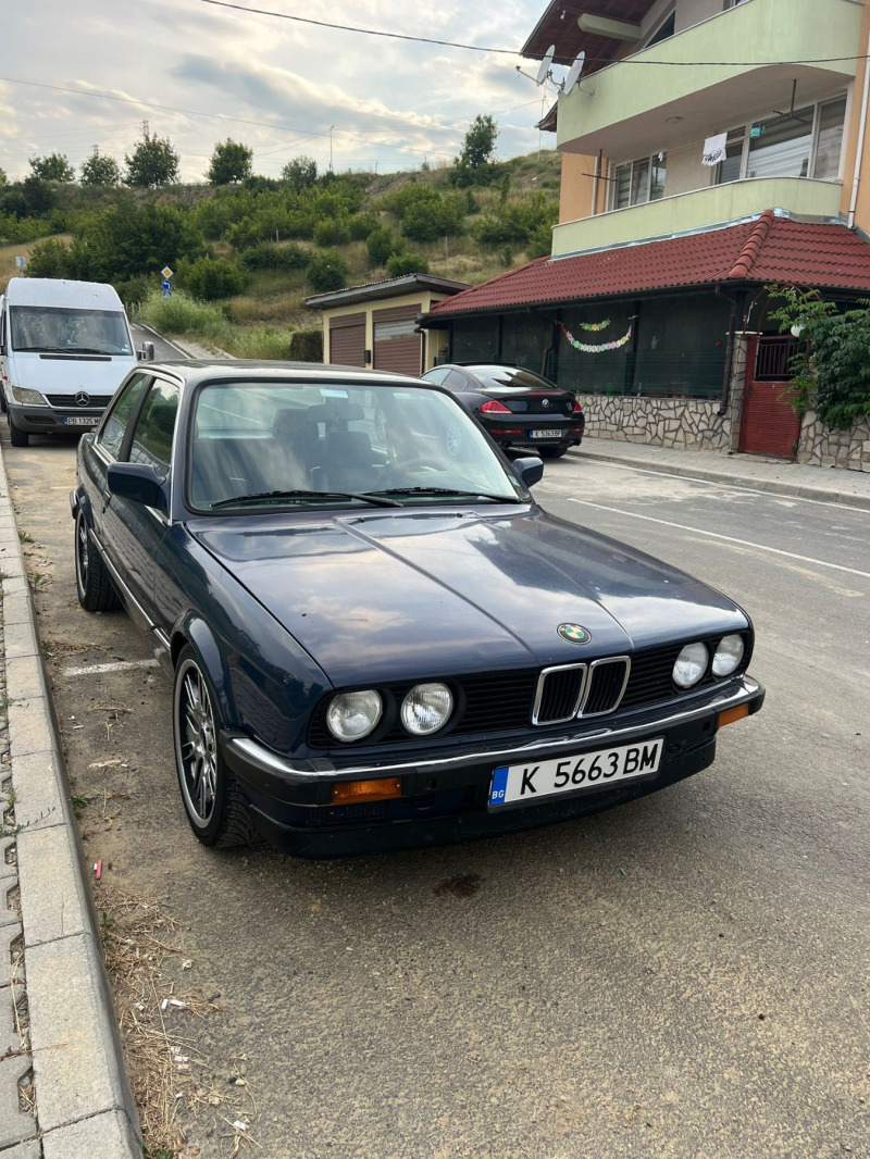 BMW 318 IS, снимка 1 - Автомобили и джипове - 46260520