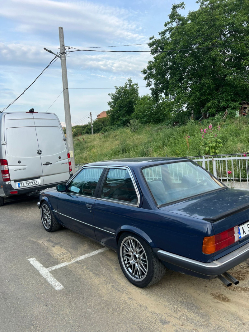 BMW 318 IS, снимка 2 - Автомобили и джипове - 46260520