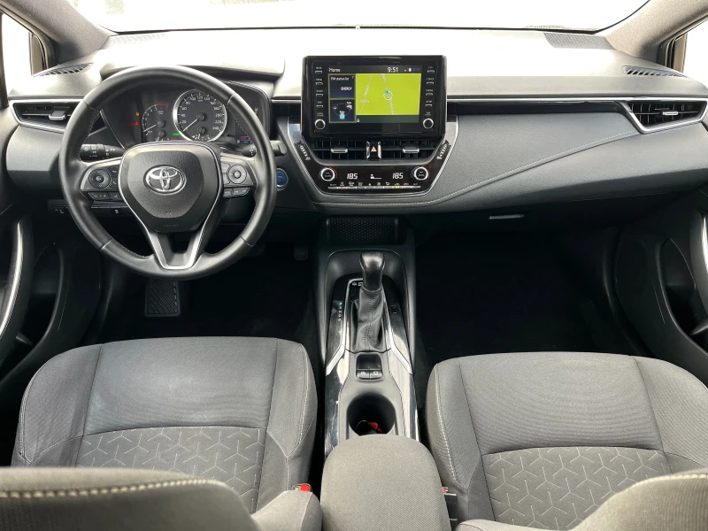 Toyota Corolla 1.8hybrid, нави, лед, автомат, евро6, снимка 9 - Автомобили и джипове - 47630368