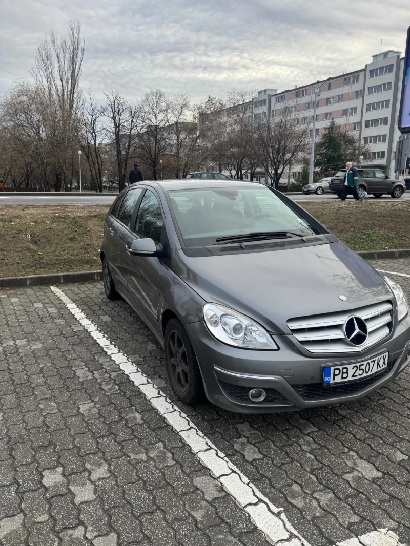 Mercedes-Benz B 180, снимка 12 - Автомобили и джипове - 48787552