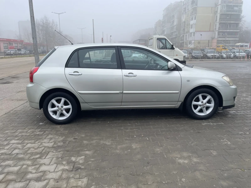 Toyota Corolla, снимка 6 - Автомобили и джипове - 48854875