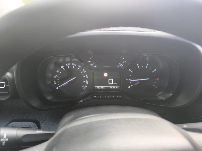 Citroen Berlingo 1.5 Blue-HDi Feel M, снимка 7 - Автомобили и джипове - 52472284