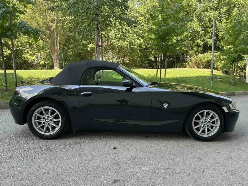 BMW Z4 2.5I / FACE, снимка 7 - Автомобили и джипове - 51410045