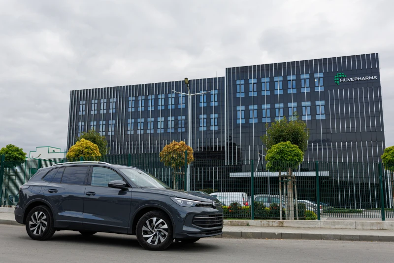 VW Tiguan Life Plus 1, 5 eTSi 150 k.c DSG , снимка 6 - Автомобили и джипове - 52645343