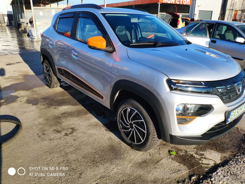 Dacia Spring, снимка 2 - Автомобили и джипове - 52945220
