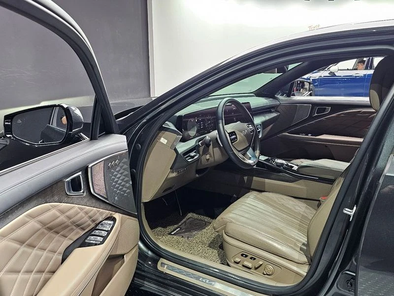 Kia K8 * SIGNATURE* SPECIAL* БЕЗИНЦИДЕНТИ* ЦЕНАДОБГ* , снимка 10 - Автомобили и джипове - 55594956