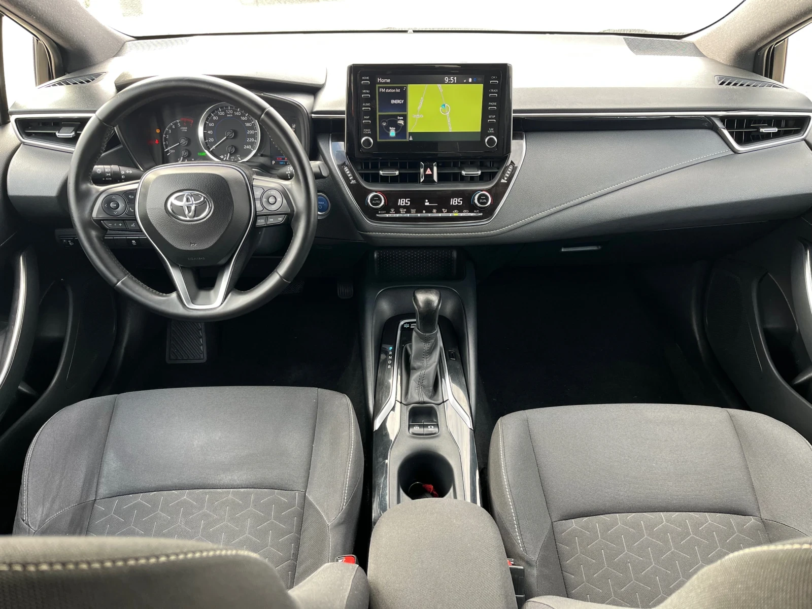 Toyota Corolla 1.8hybrid, нави, лед, автомат, евро6 - изображение 9