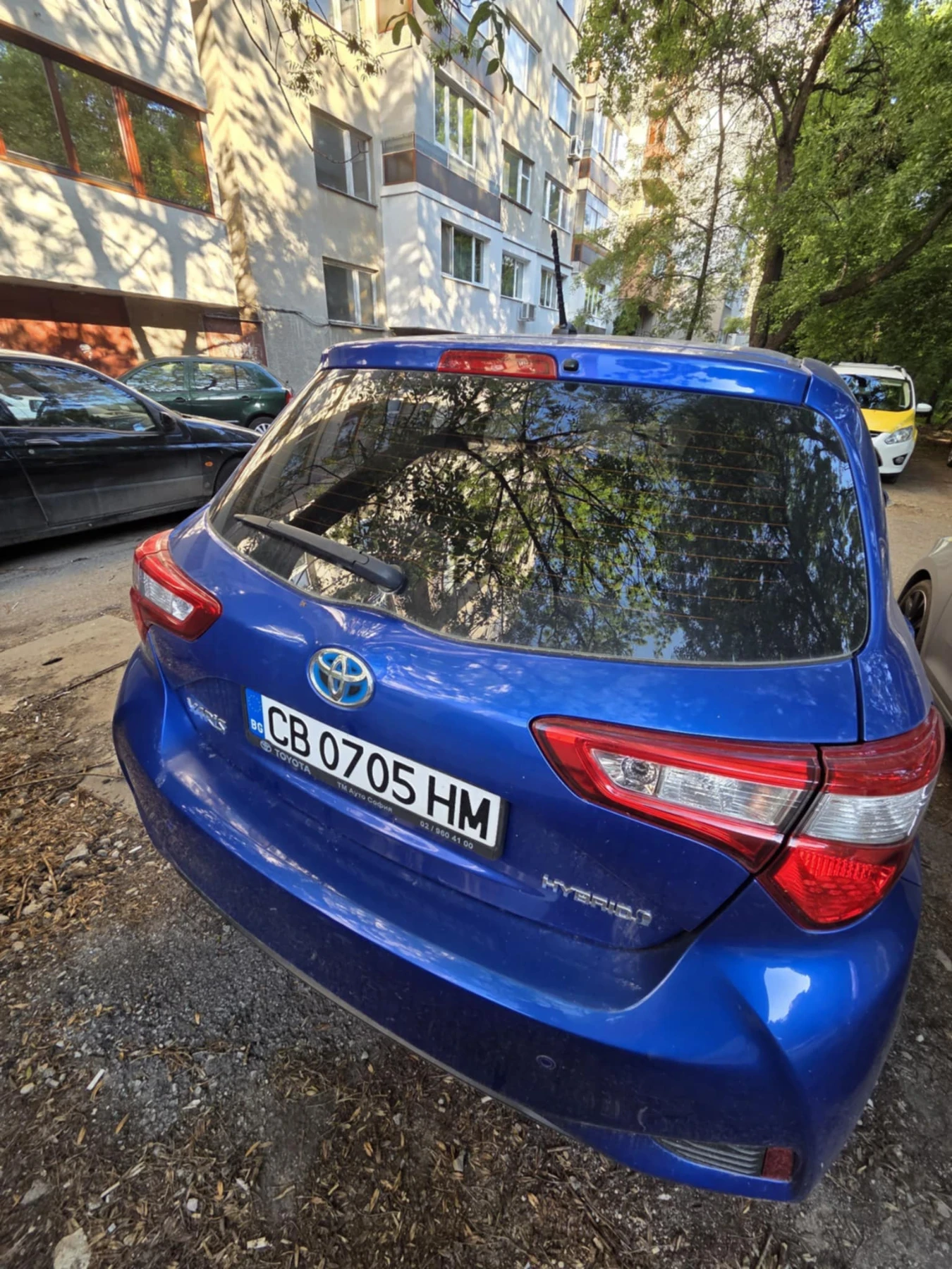 Toyota Yaris Хибрид - изображение 2