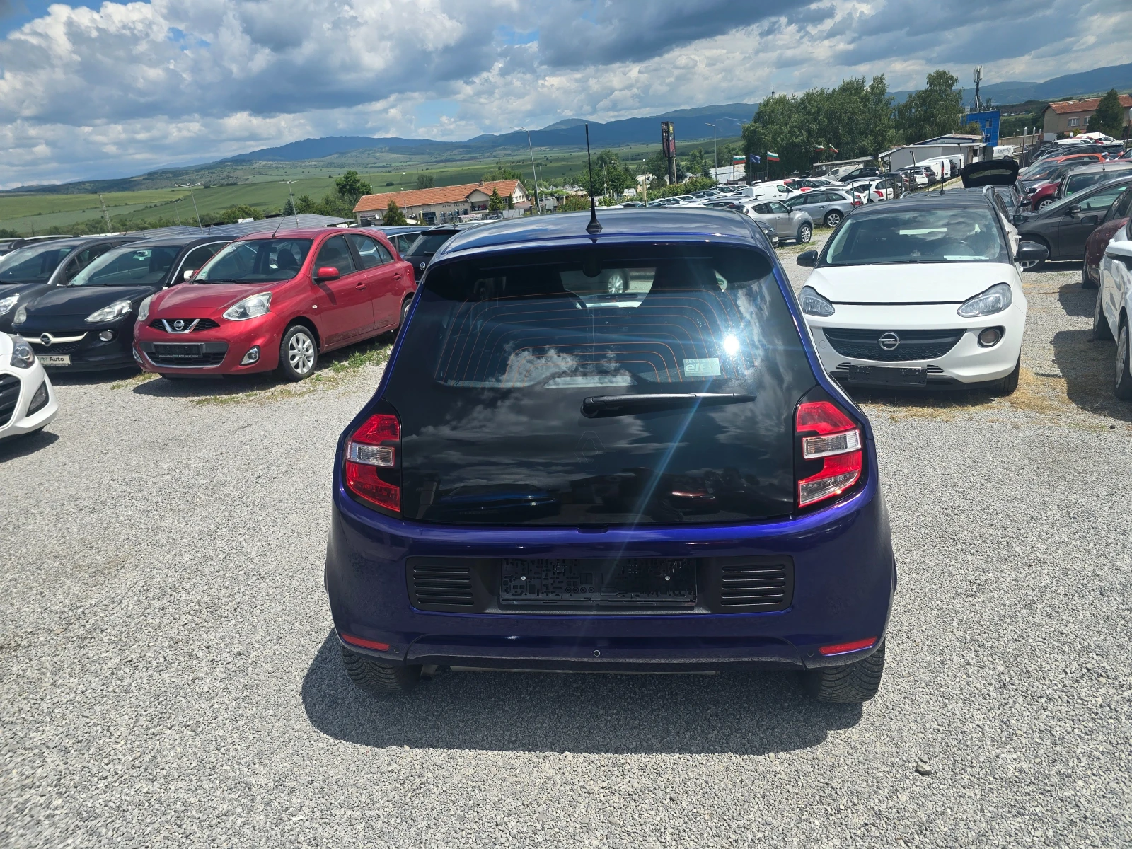 Renault Twingo 0.9i-90k.c-AVTOMATIC - изображение 6