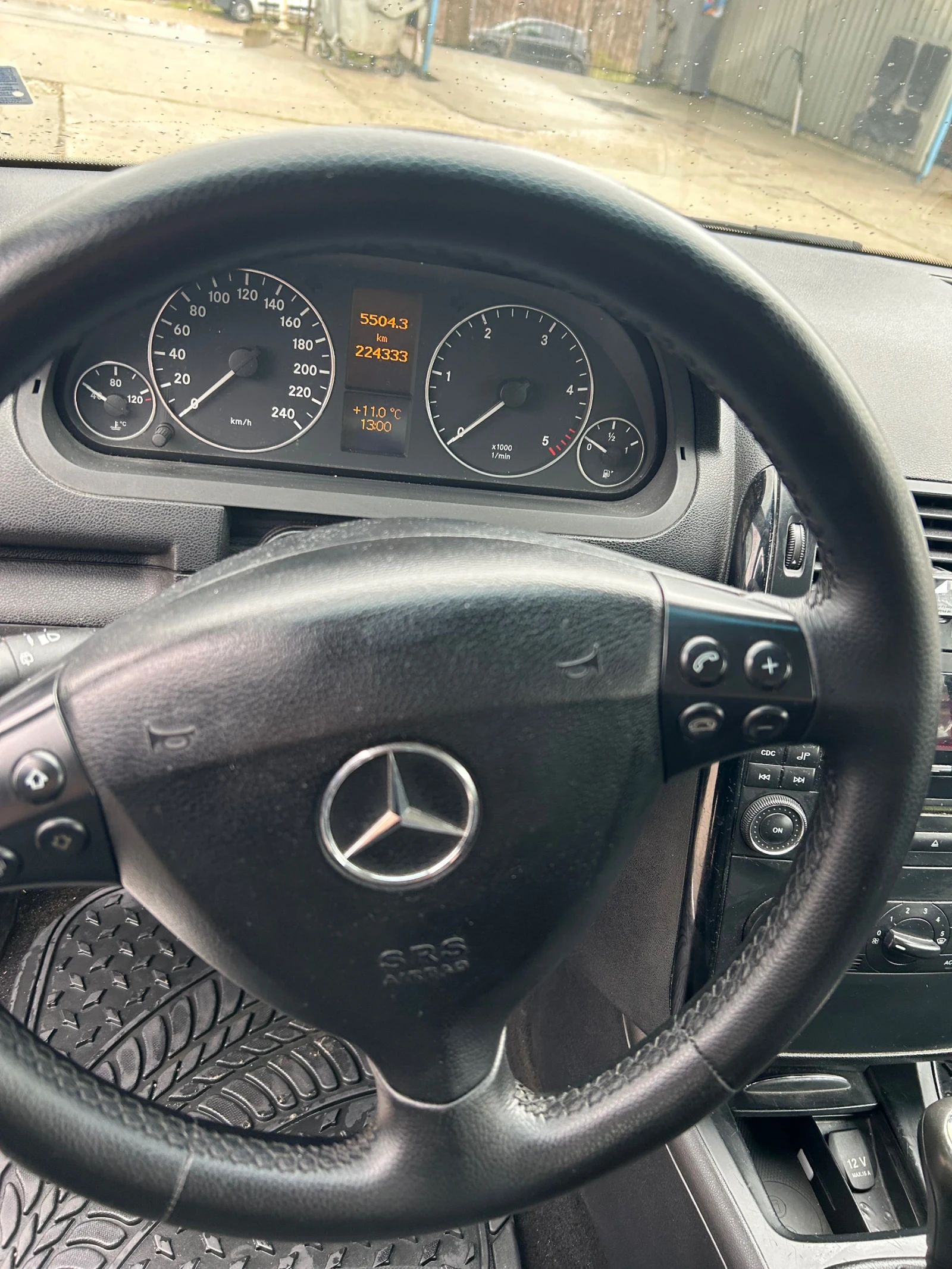 Mercedes-Benz A 180 2.0d - изображение 5