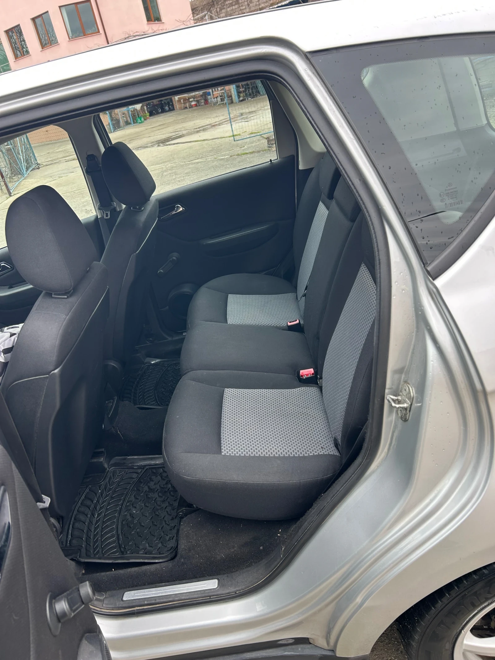 Mercedes-Benz A 180 2.0d - изображение 7