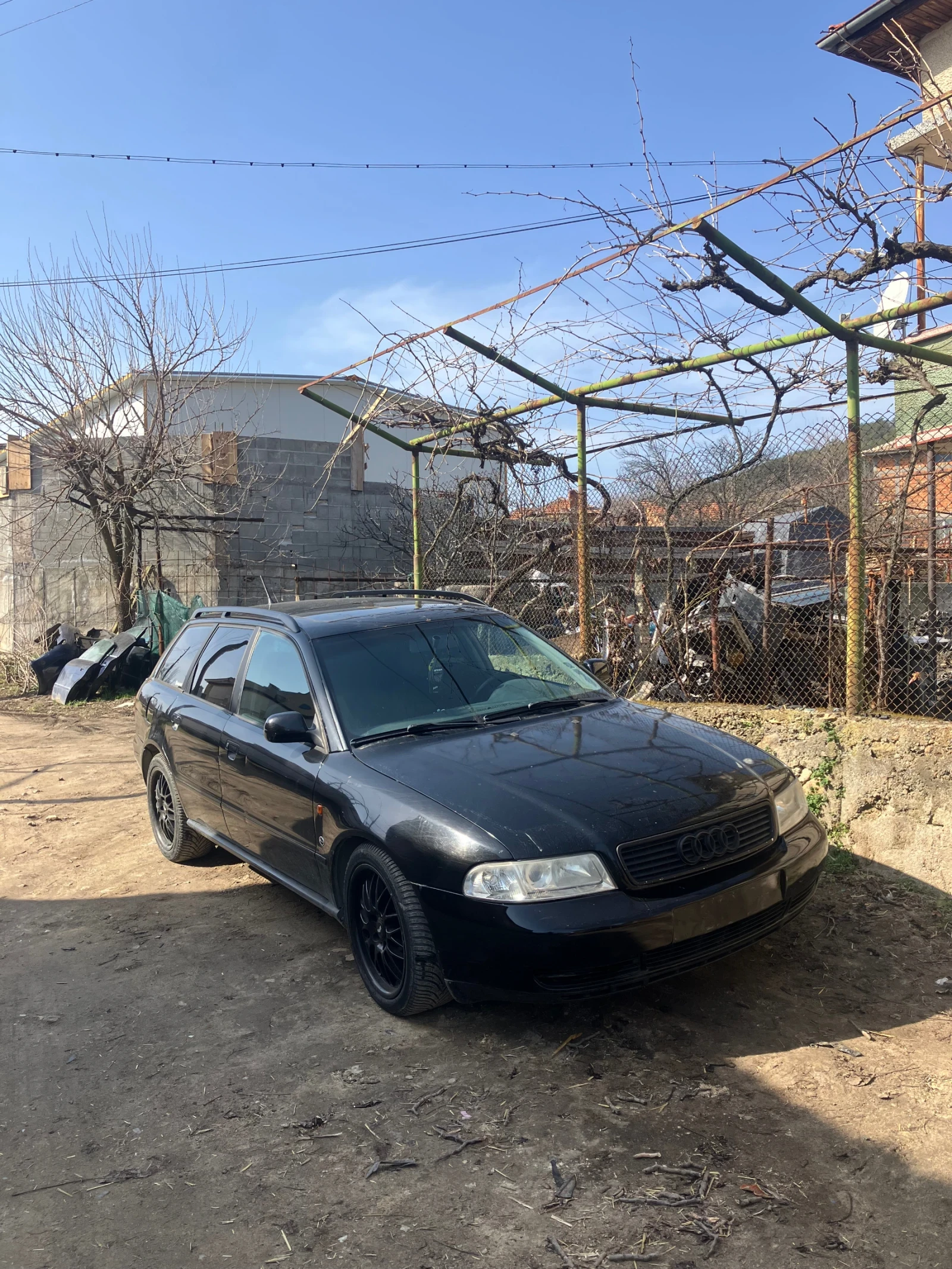 Audi A4 1.8, снимка 4 - Автомобили и джипове - 53705034