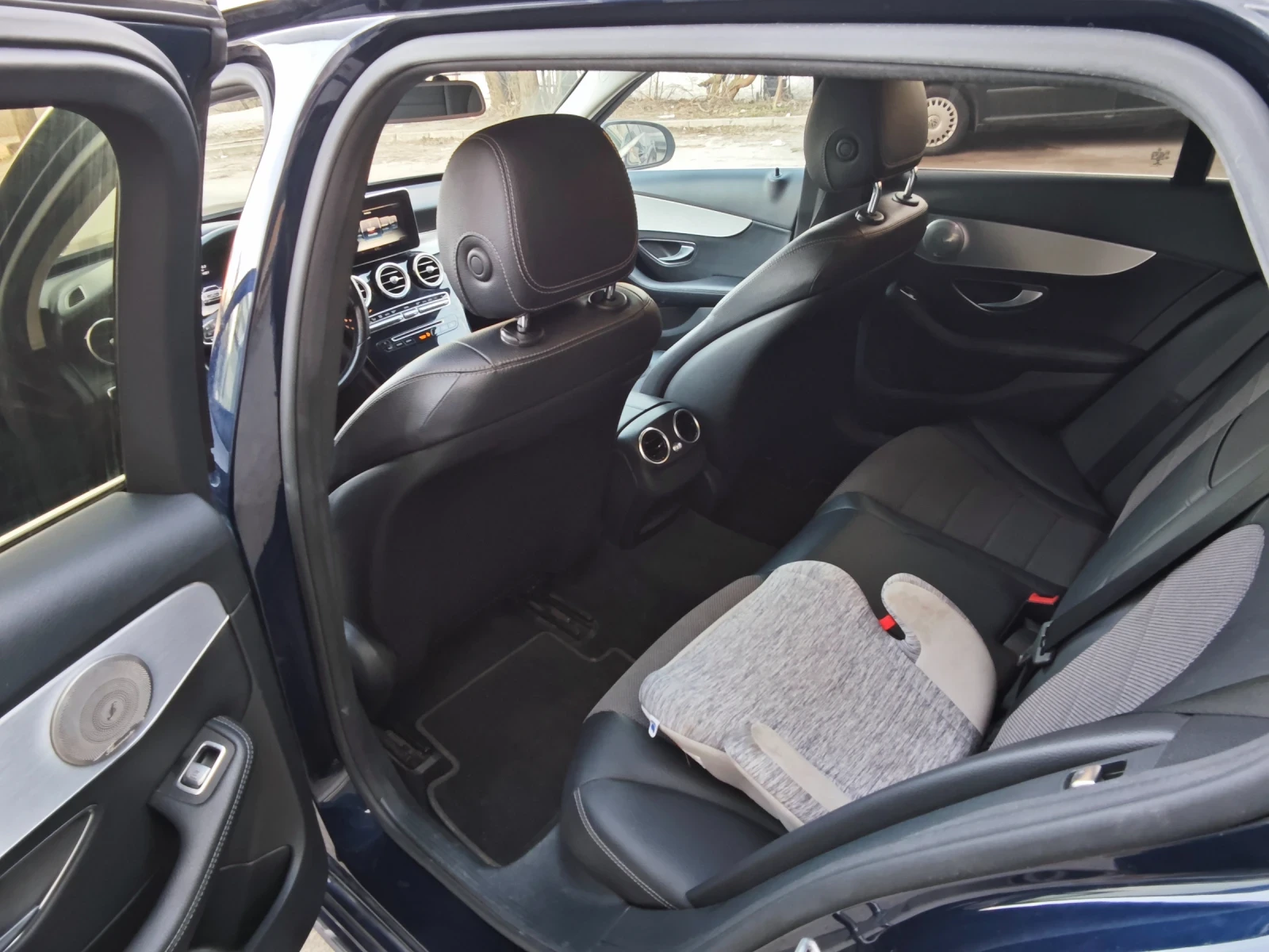 Mercedes-Benz C 220 2.2 CDI AMG/Кожа/Navi+ , снимка 13 - Автомобили и джипове - 53802963