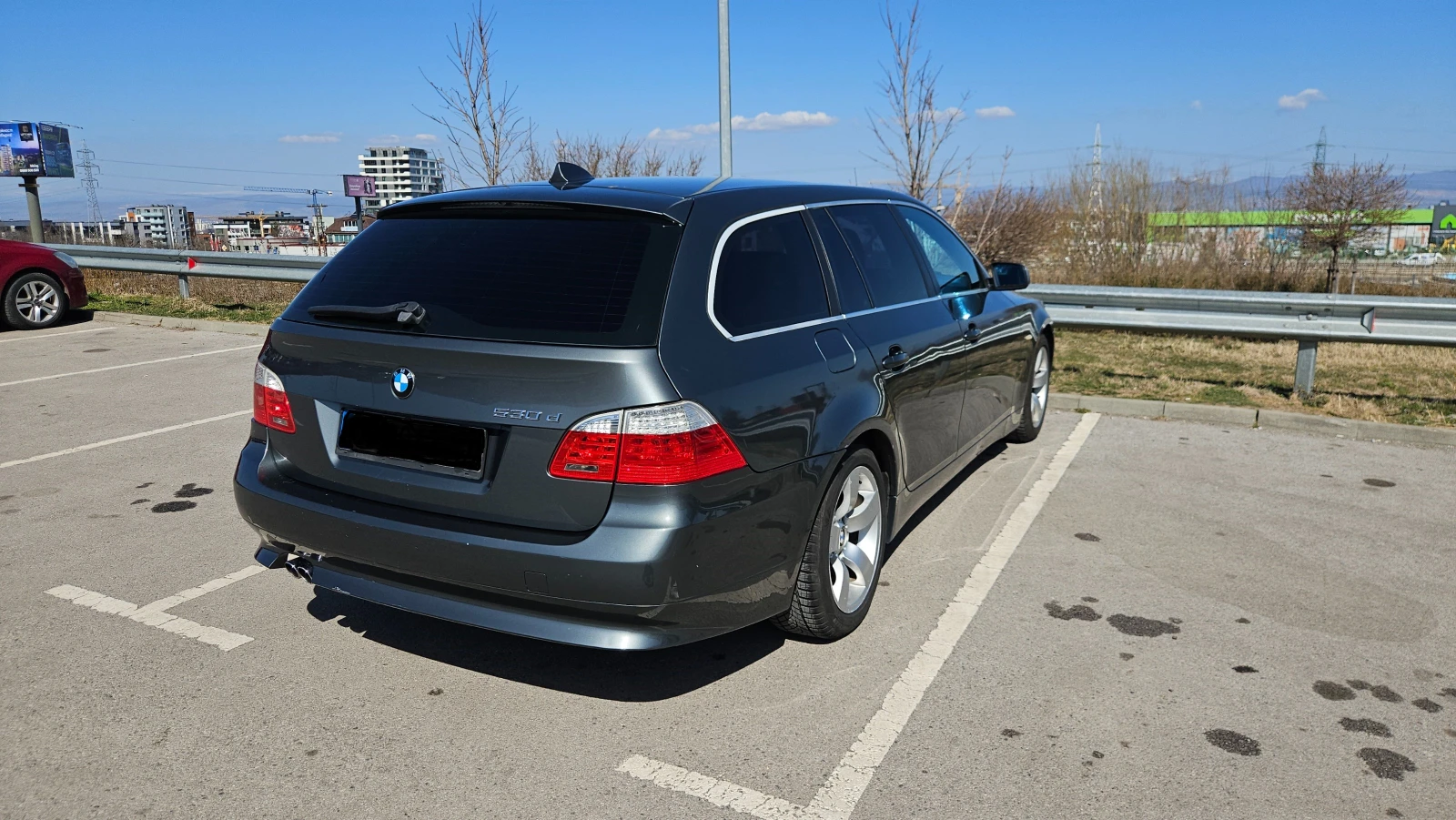 BMW 530 d. Ръчка-Задно, снимка 9 - Автомобили и джипове - 53863293
