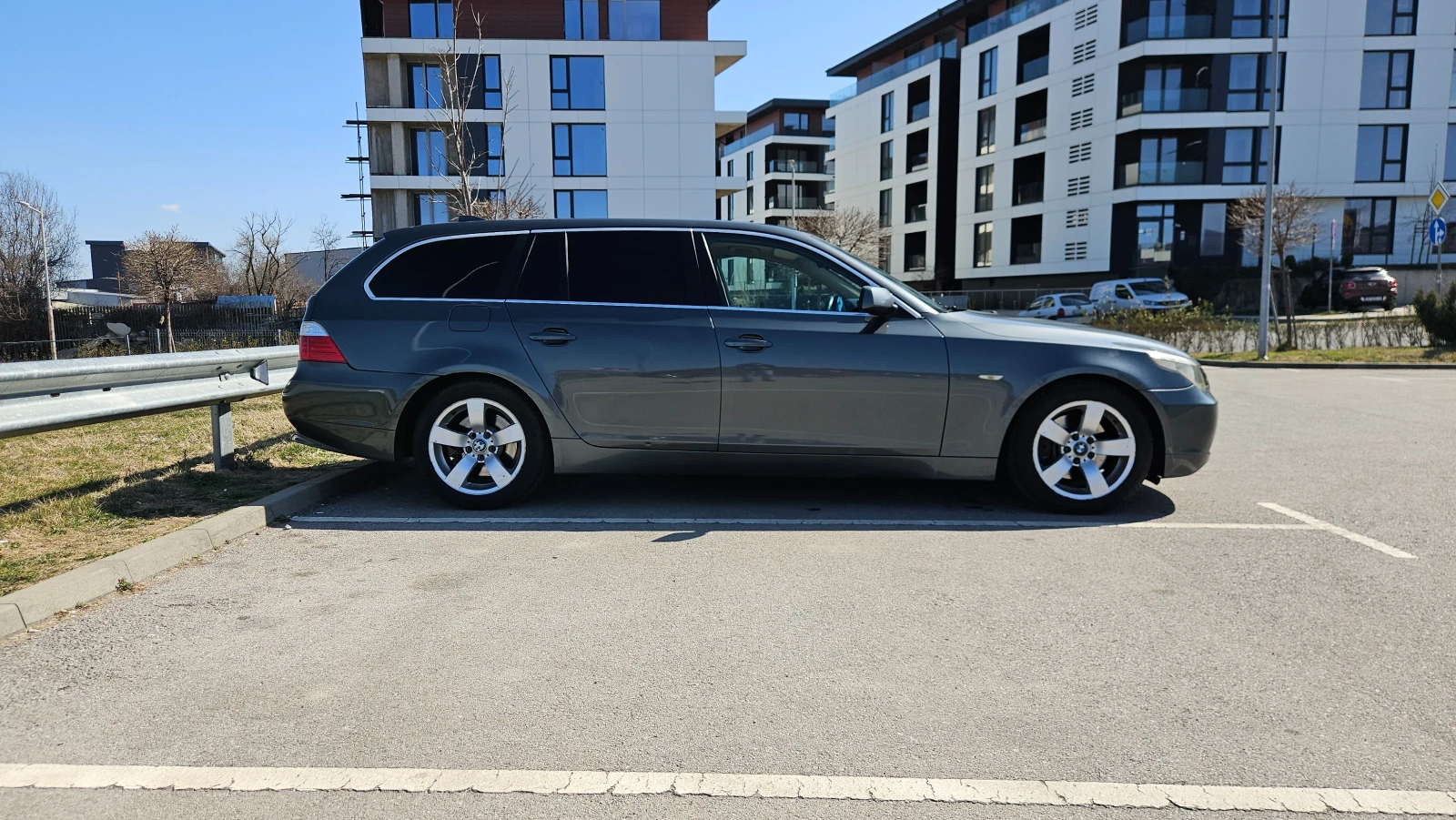 BMW 530 d. Ръчка-Задно, снимка 4 - Автомобили и джипове - 53863293