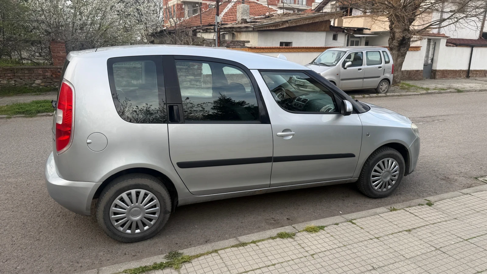 Skoda Roomster, снимка 4 - Автомобили и джипове - 54197086