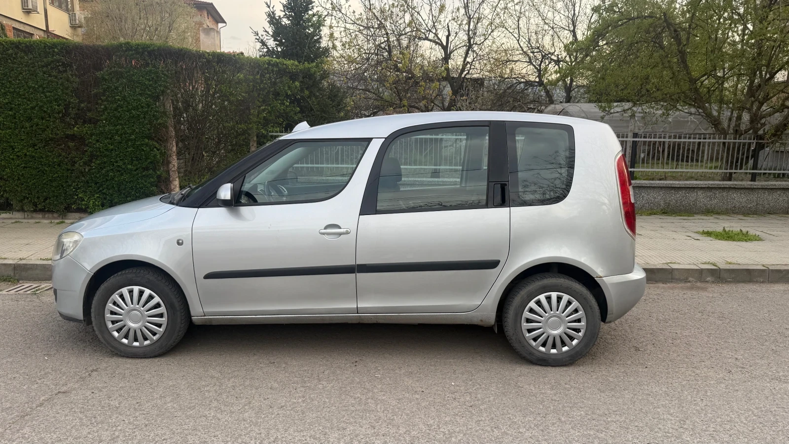 Skoda Roomster, снимка 8 - Автомобили и джипове - 54197086