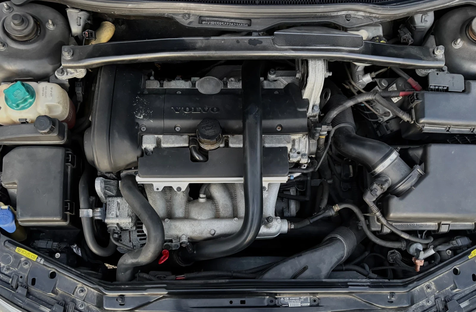 Volvo S60 2.5Т AWD, снимка 10 - Автомобили и джипове - 54314401