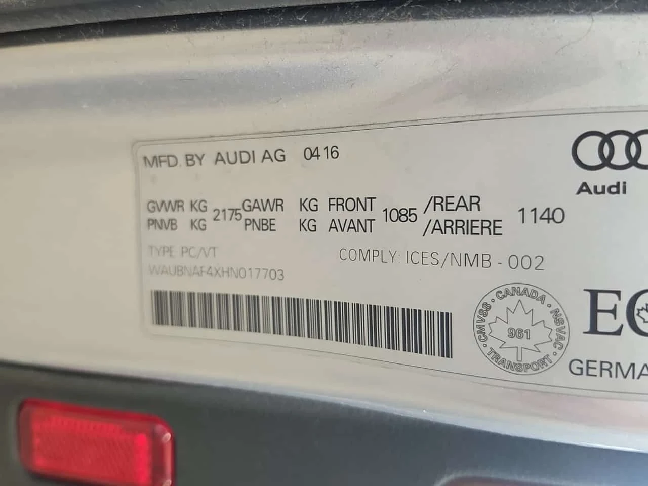 Audi A4 * CARFAX * 2 КЛЮЧА * 360 КАМЕРА * ОБДУХВАНЕ * , снимка 16 - Автомобили и джипове - 54422062