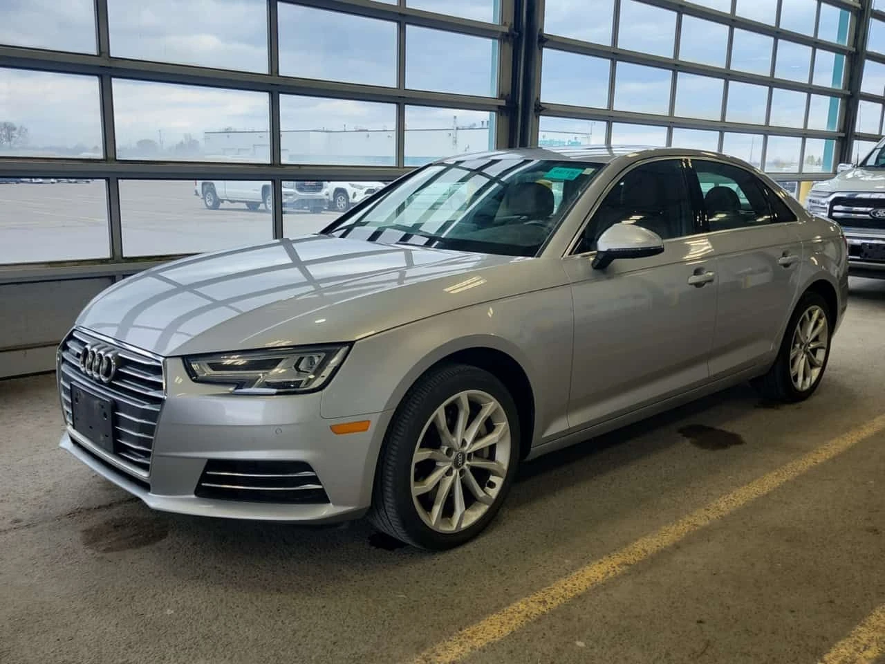 Audi A4 * CARFAX * 2 КЛЮЧА * 360 КАМЕРА * ОБДУХВАНЕ * 
