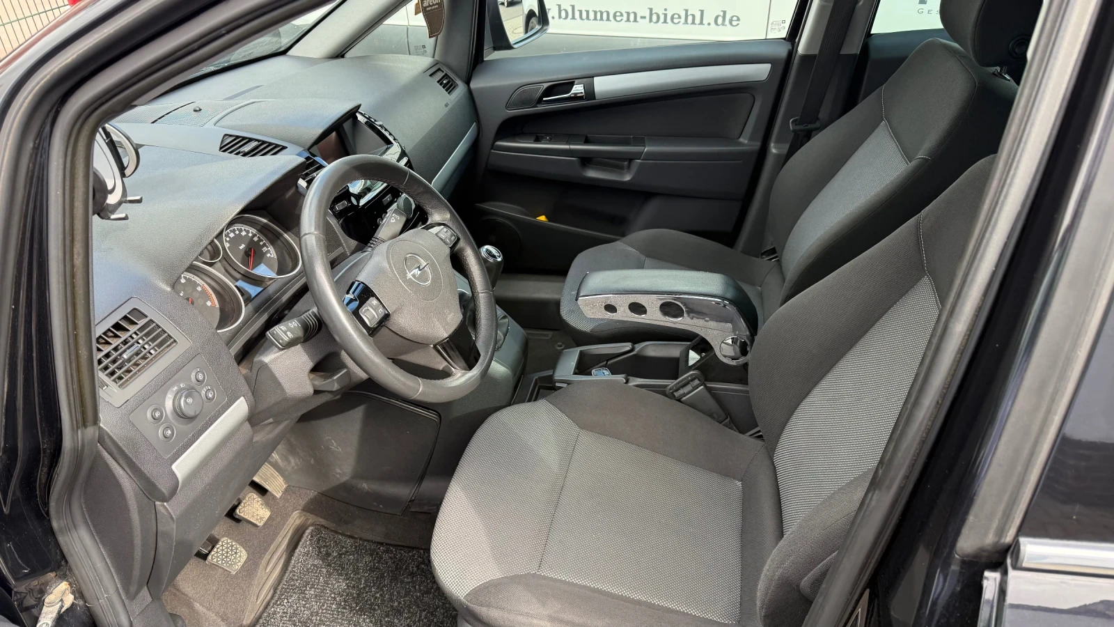 Opel Zafira, снимка 6 - Автомобили и джипове - 54483488