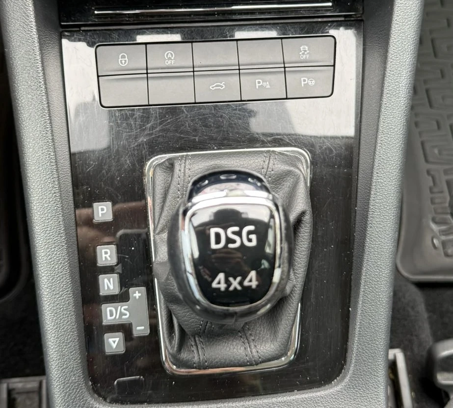 Skoda Octavia TDI DSG 4x4 150hp, снимка 11 - Автомобили и джипове - 54857034