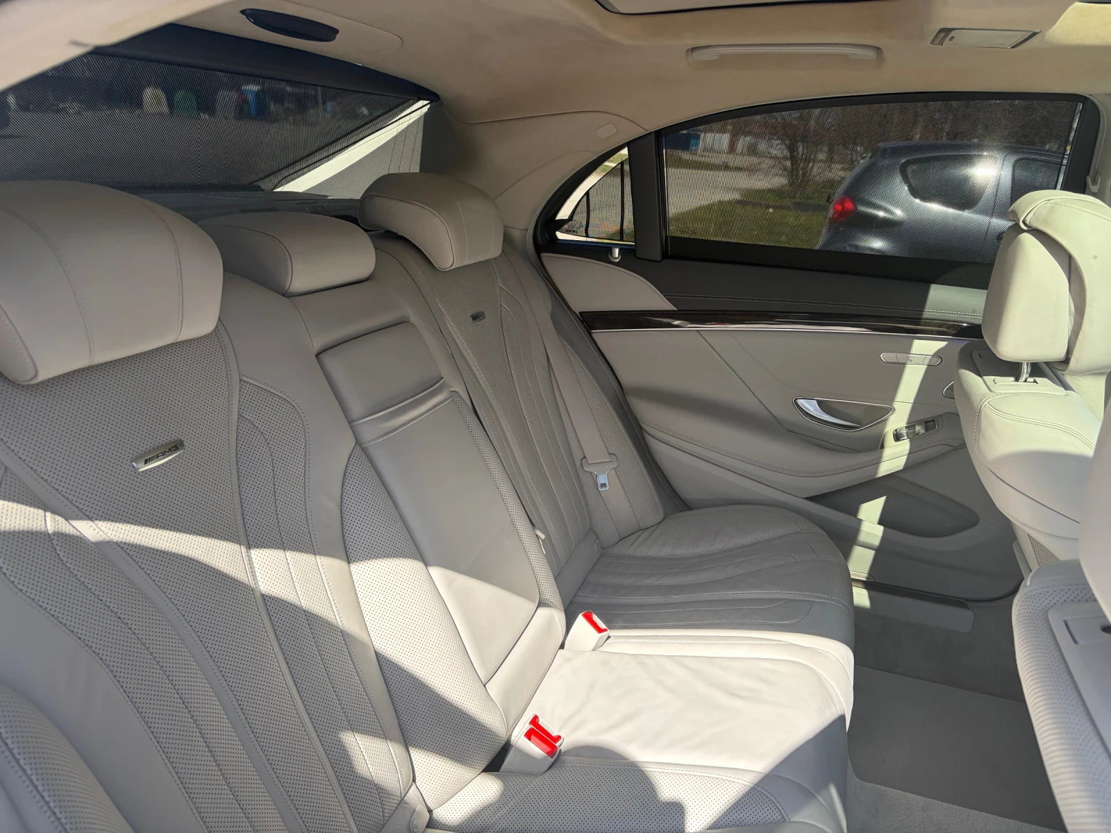 Mercedes-Benz S 63 AMG 4-MATIC , снимка 15 - Автомобили и джипове - 54944855