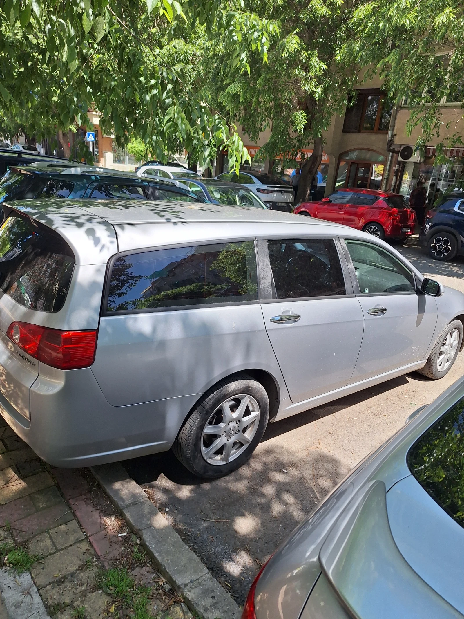 Honda Accord, снимка 2 - Автомобили и джипове - 55672782