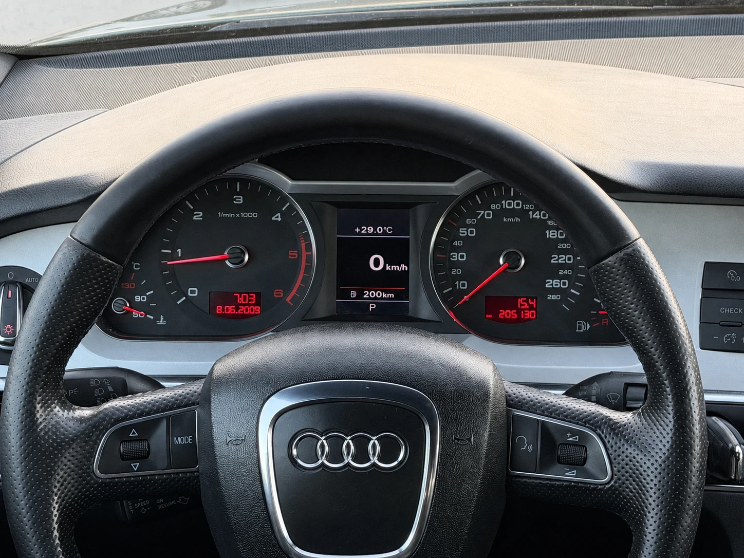 Audi A6 2.7TDI FACELIFT, снимка 13 - Автомобили и джипове - 55494850